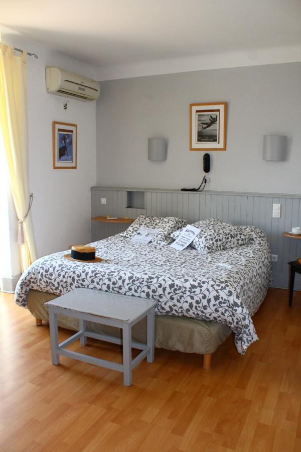 Hotel Residence Larroque Caussade Exterior photo